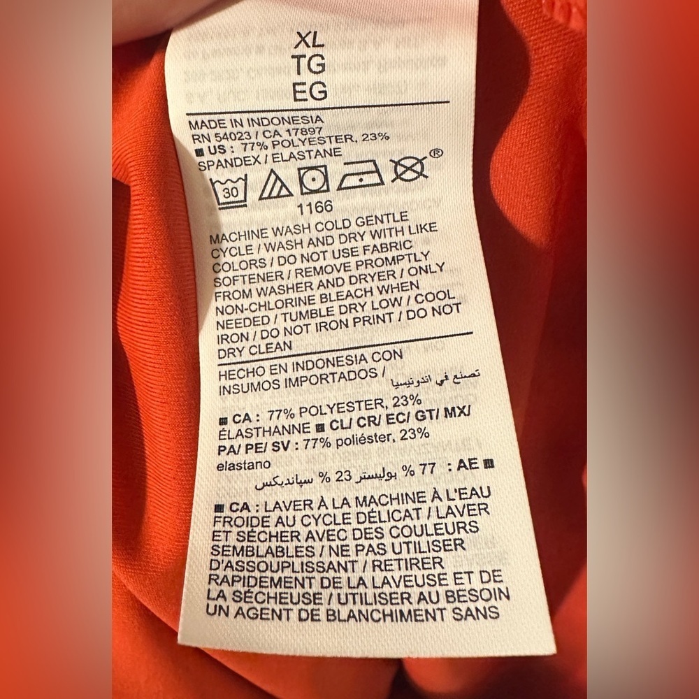 Old Navy Active Powersoft crop top - Picture 6 of 6